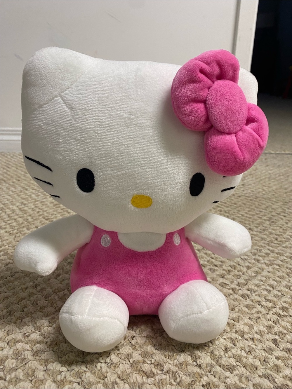 🌈 2/$15 Hello Kitty Stuffie